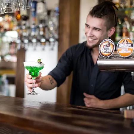 Columbus - Marynarki Polskiej 2 우스트카