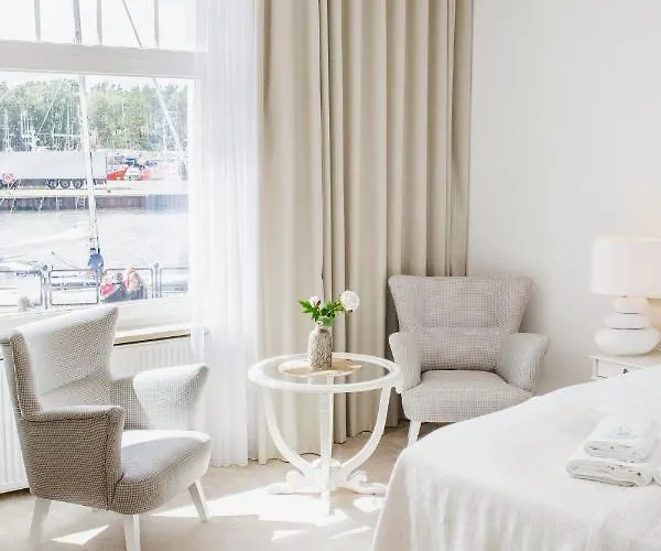 Columbus - Marynarki Polskiej 2