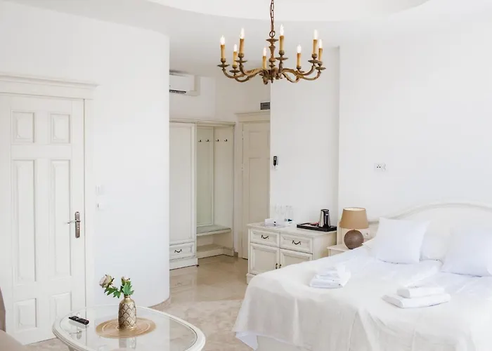 Bed & Breakfast Columbus - Marynarki Polskiej 2 3*